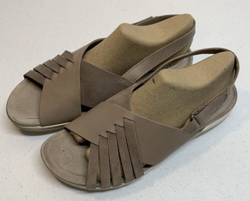 Earth Origins Suzie Sandals Womens 9 Taupe Lightweight Woven Casual Flats - Picture 9 of 9